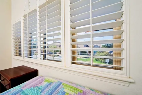 Custom Shutters vs. Motorized Blinds: Which Is Best?