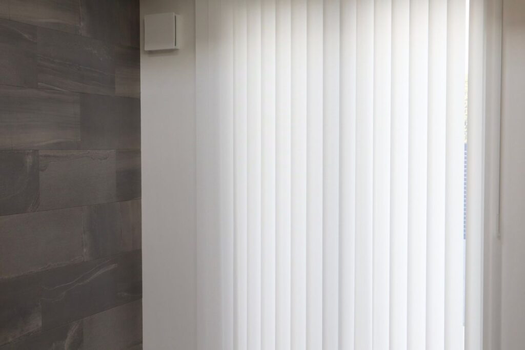 Custom Blinds in Dallas TX: Styles, Pricing & Installation