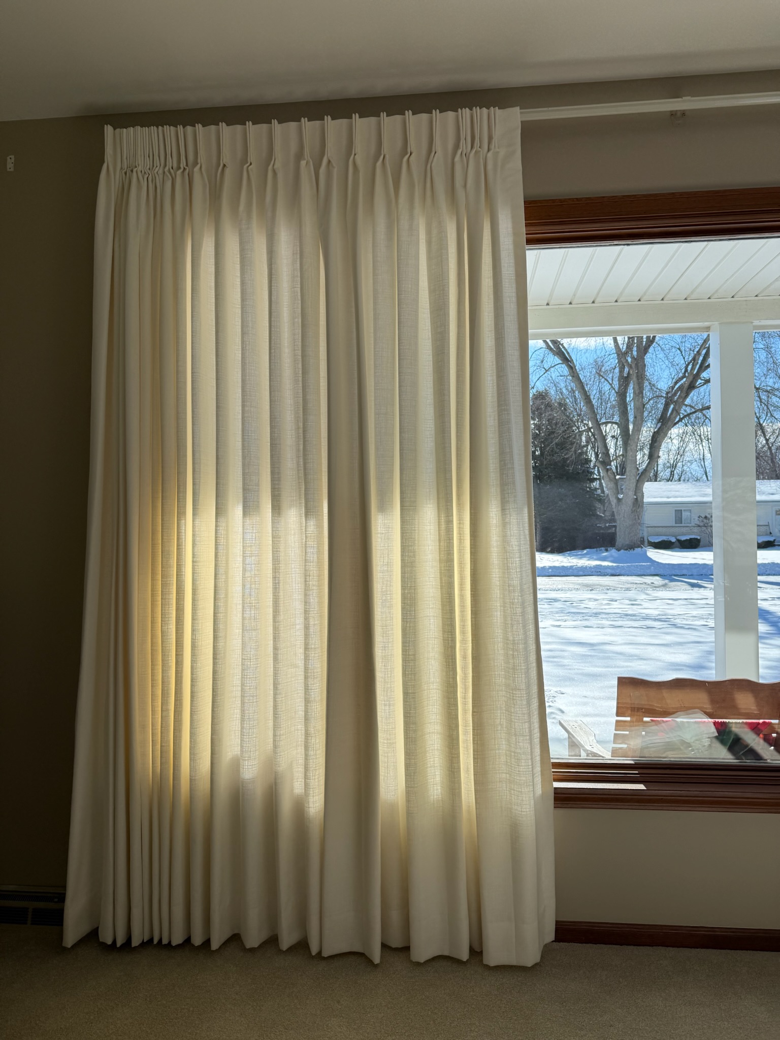 2-Fingered Pinch Pleat Draperies