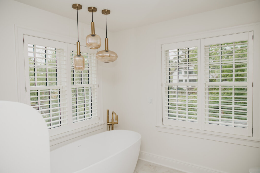 Bathroom windrow treatments