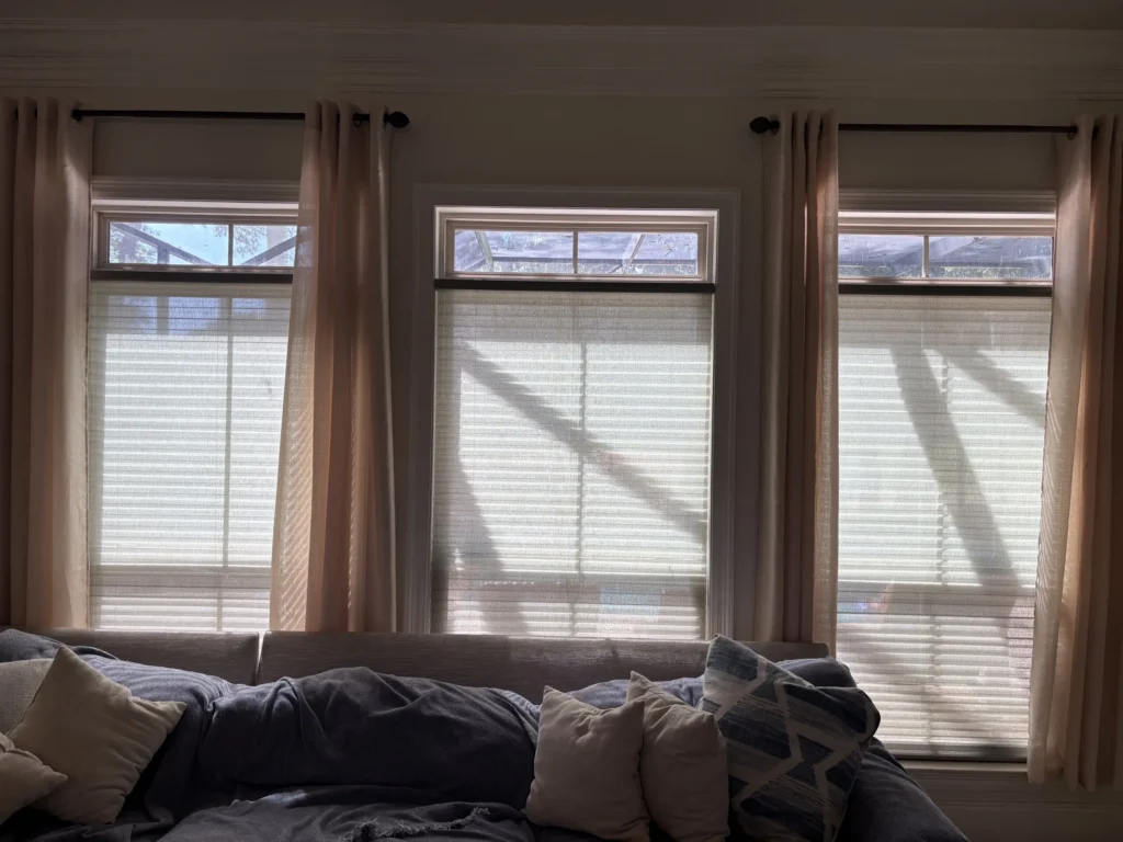 How to Choose the Perfect Window Coverings for Mobile’s Changing Seasons