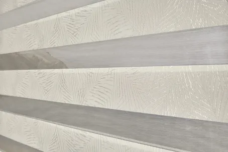 Repair or Replace? A Guide to Broken Window Coverings for Palm Beach Homeowners