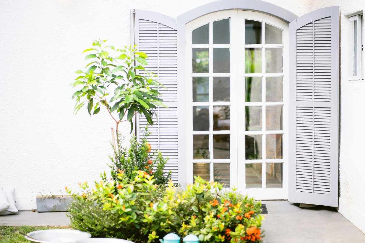Wood shutters